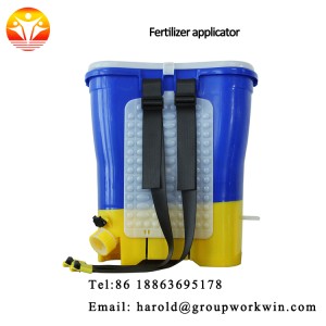 Fertilizer applicator