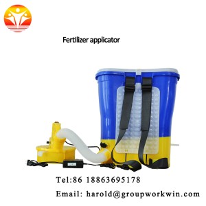 Fertilizer applicator