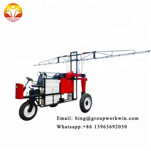 Agricultural Self Propelled Trailer Agriculture Pesticide Fertilizer Three-wheel Drive Tractor Boom Sprayer Machine